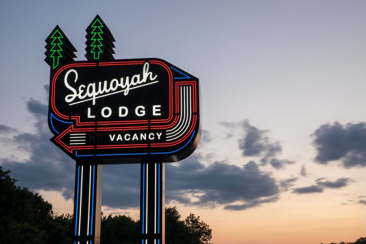 Sequoyah Lodge