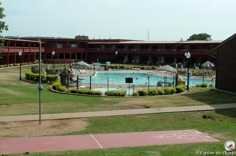 Pool at Sequoyah Lodge